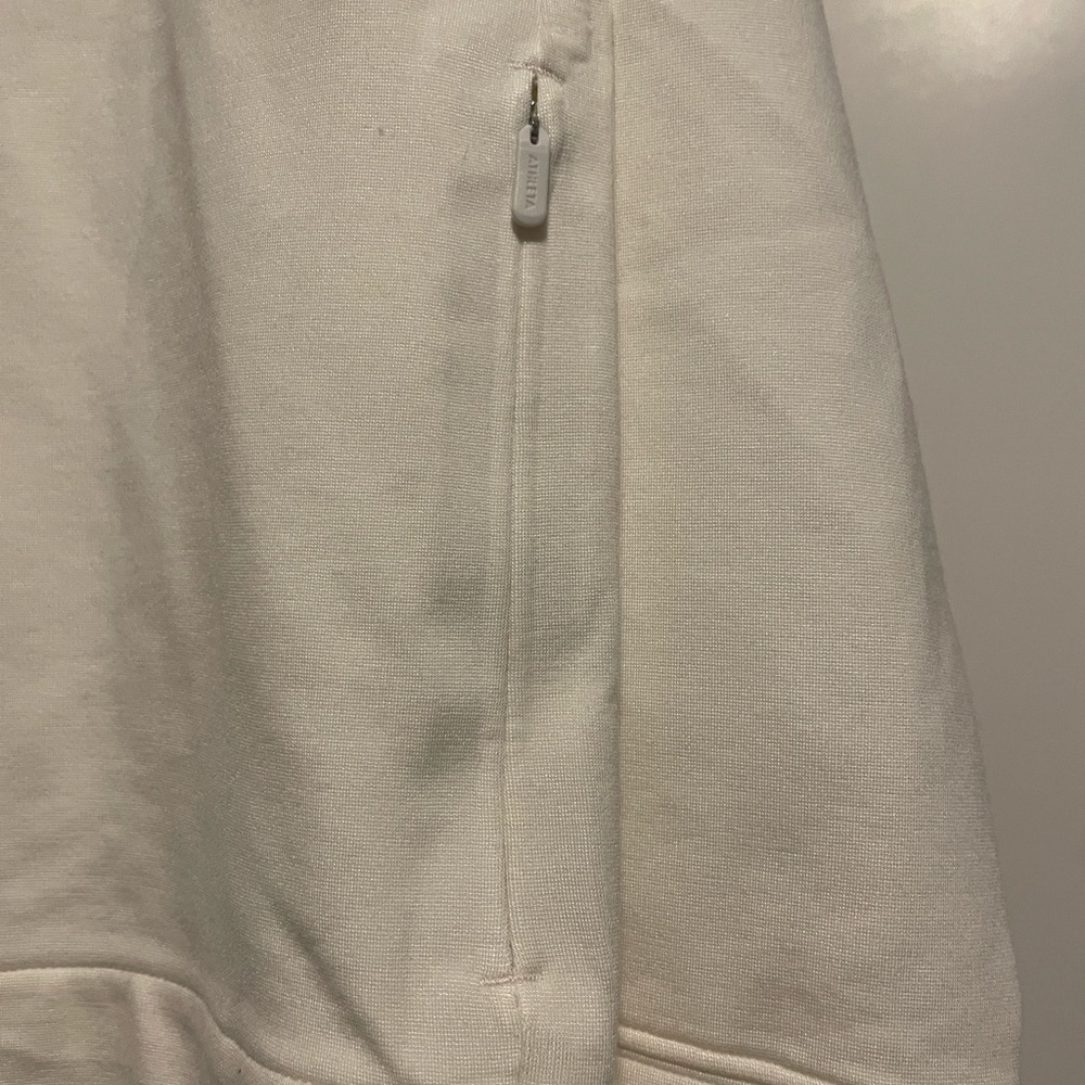 NWT. Athleta White. Long Sleeve Top Size Small with Half- Zipper - Picture 3 of 6